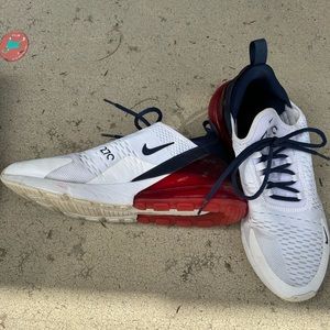 Nike air make 270 size 10.5
